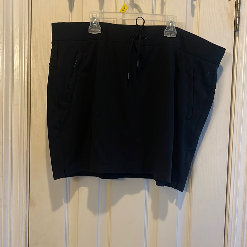 Athlete black skort